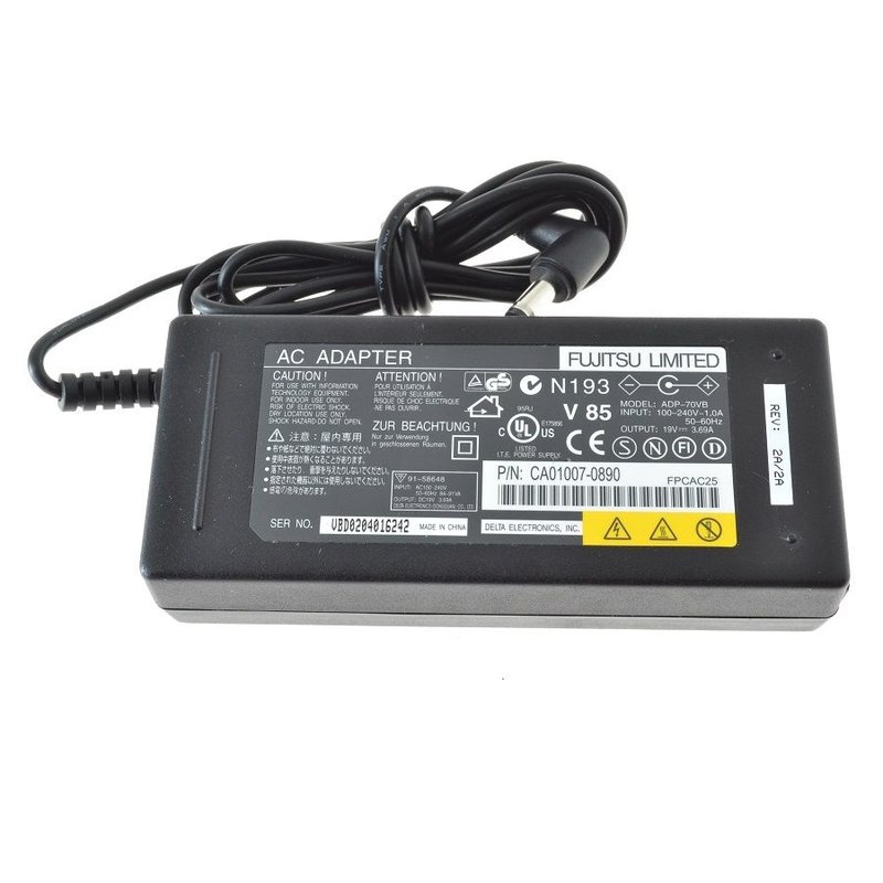 Fujitsu ADP-70VB CA01007-0890 chargeur 19V 3.69A 70W alimentation originale pour Fujitsu ADP-70VB,CA01007-0890 séries